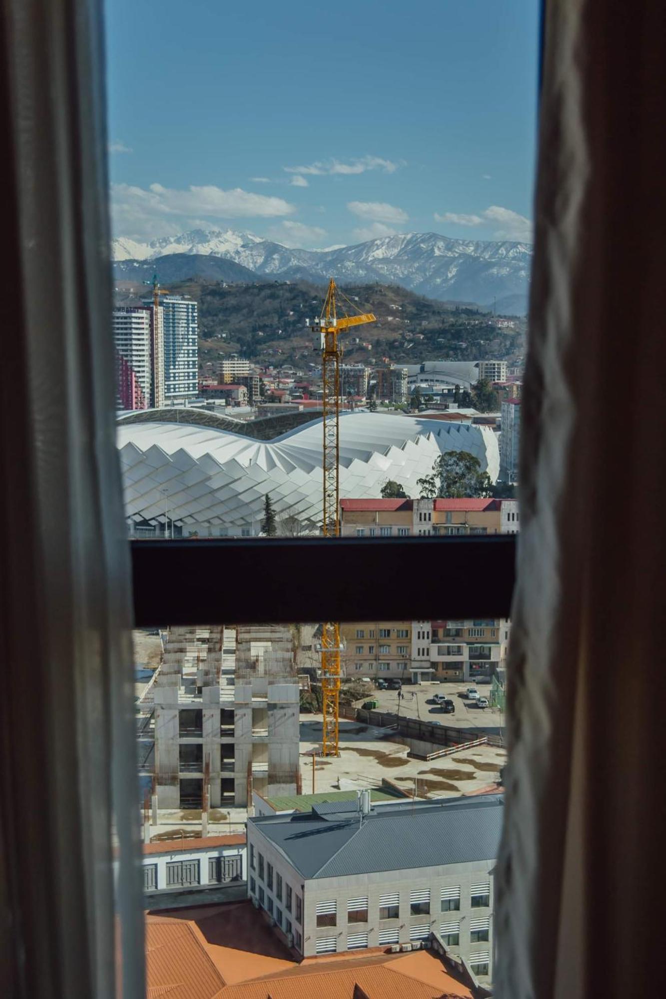 Orbi City Black Sea View Aparthotel Батуми Экстерьер фото
