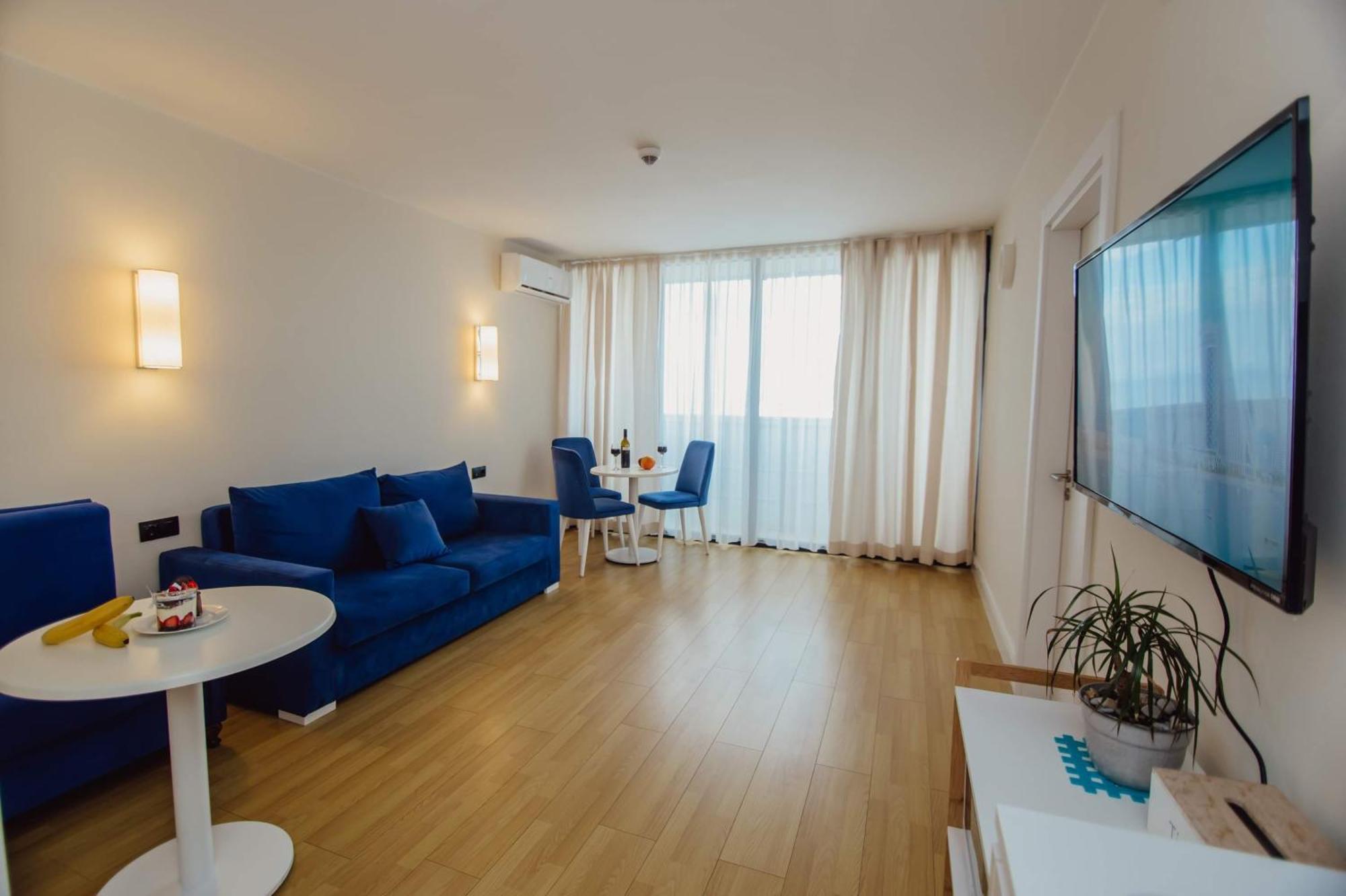 Orbi City Black Sea View Aparthotel Батуми Экстерьер фото